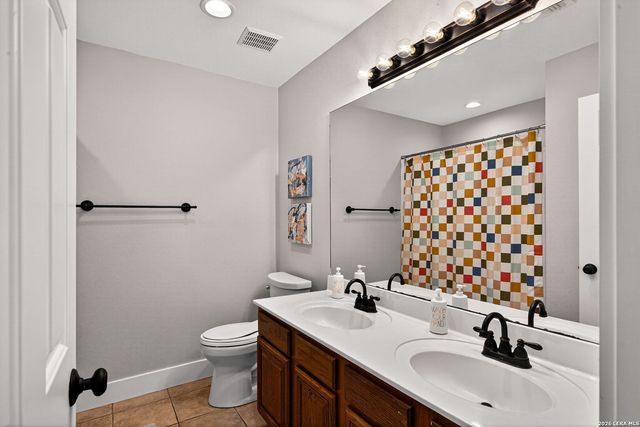 23715 Legend Knoll, San Antonio, TX 78260