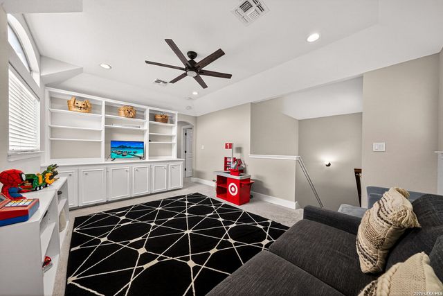 23715 Legend Knoll, San Antonio, TX 78260