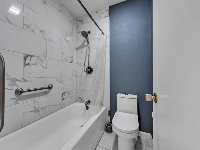 4302 Braggs Dr, Corpus Christi, TX 78413