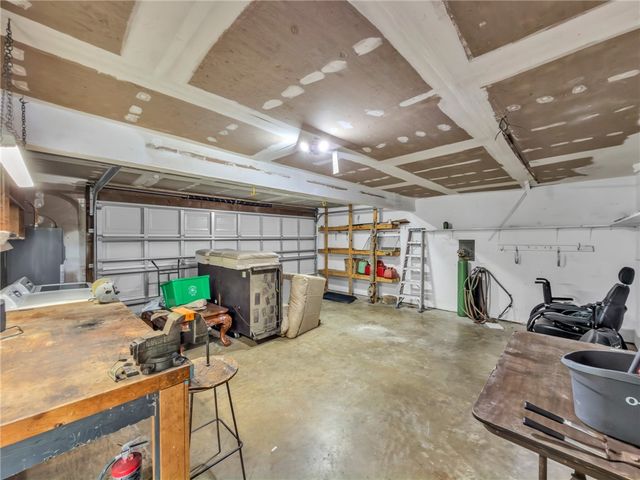 4302 Braggs Dr, Corpus Christi, TX 78413