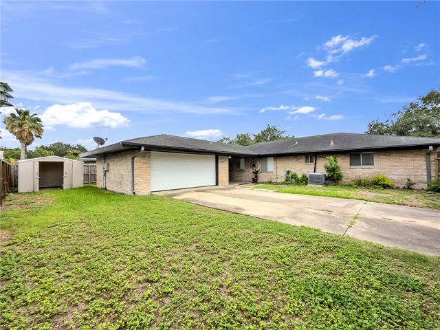 4302 Braggs Dr, Corpus Christi, TX 78413