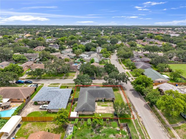 4302 Braggs Dr, Corpus Christi, TX 78413