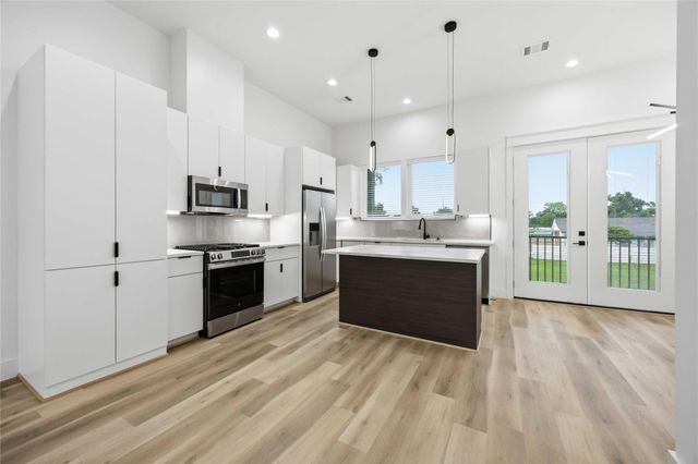 6627 Katarani Drive, Houston, TX 77091