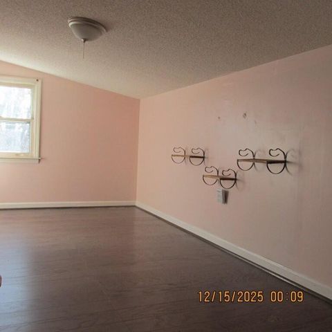 465 McMoon LN, Stuart, VA 24171