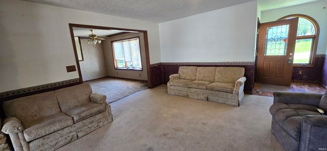 340 E Spring Street, Bloomfield, IN 47424
