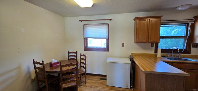 340 E Spring Street, Bloomfield, IN 47424