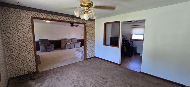 340 E Spring Street, Bloomfield, IN 47424