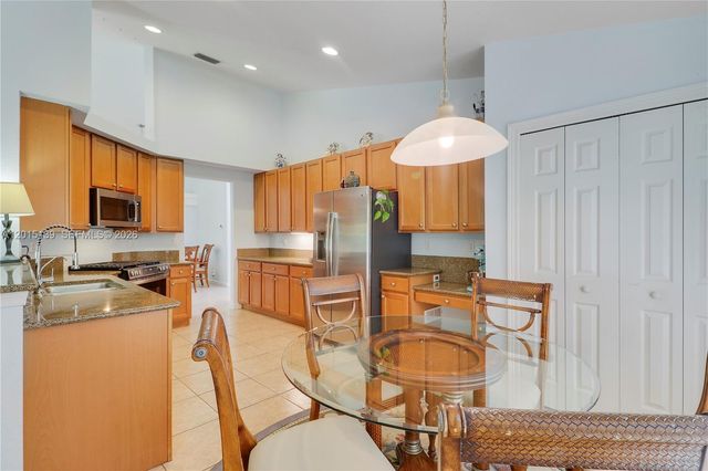 3978 W Hamilton Ky, West Palm Beach, FL 33411