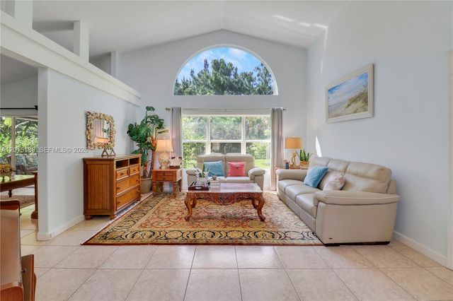 3978 W Hamilton Ky, West Palm Beach, FL 33411