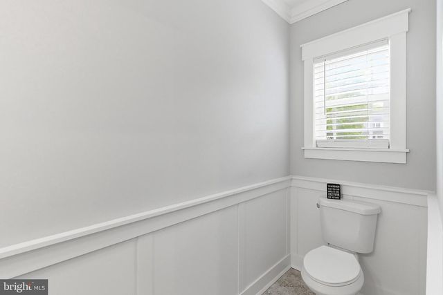 555 EGENOLF PL, Bayville, NJ 08721