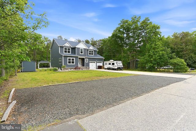 555 EGENOLF PL, Bayville, NJ 08721