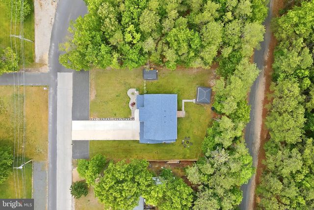 555 EGENOLF PL, Bayville, NJ 08721
