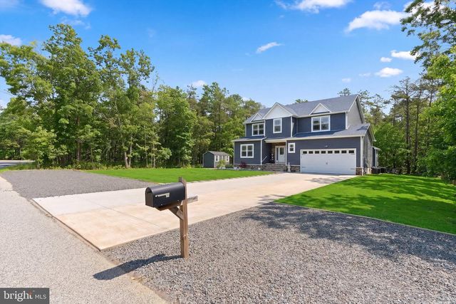 555 EGENOLF PL, Bayville, NJ 08721