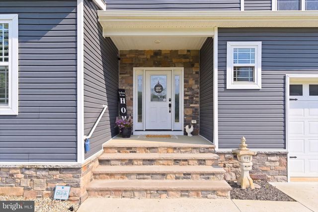 555 EGENOLF PL, Bayville, NJ 08721