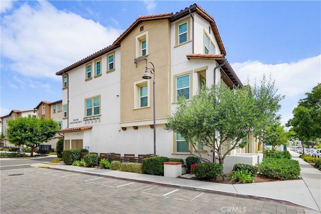 7674 Sunflower Dr, Pico Rivera, CA 90660