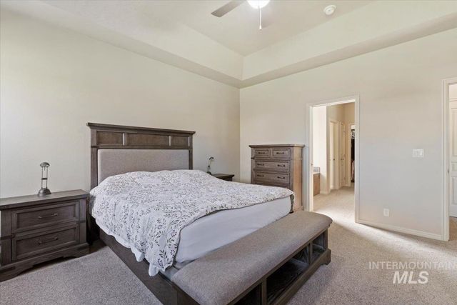 928 W Barrymore, Meridian, ID 83646