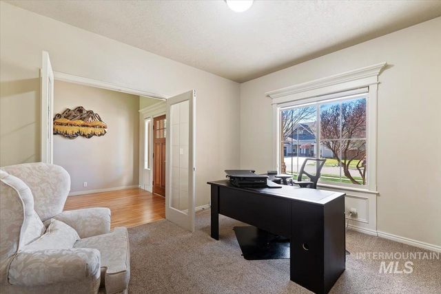 928 W Barrymore, Meridian, ID 83646