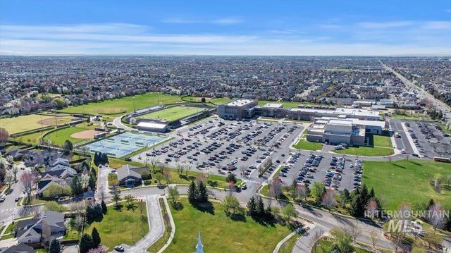 928 W Barrymore, Meridian, ID 83646