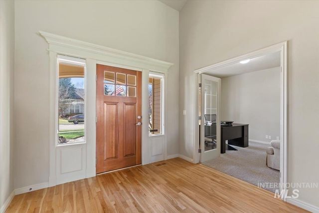 928 W Barrymore, Meridian, ID 83646