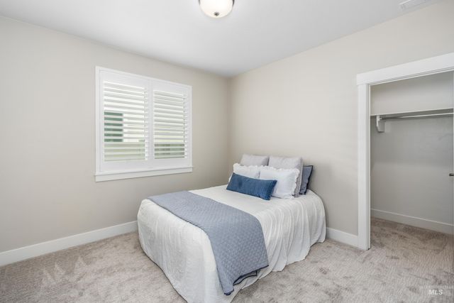 9111 W Patmore Ct, Star, ID 83669