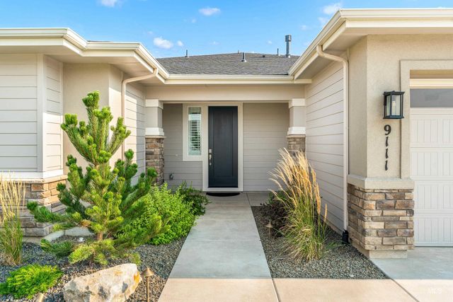 9111 W Patmore Ct, Star, ID 83669