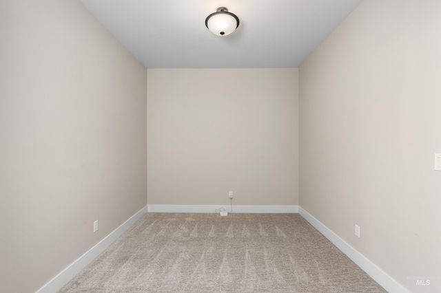 9111 W Patmore Ct, Star, ID 83669