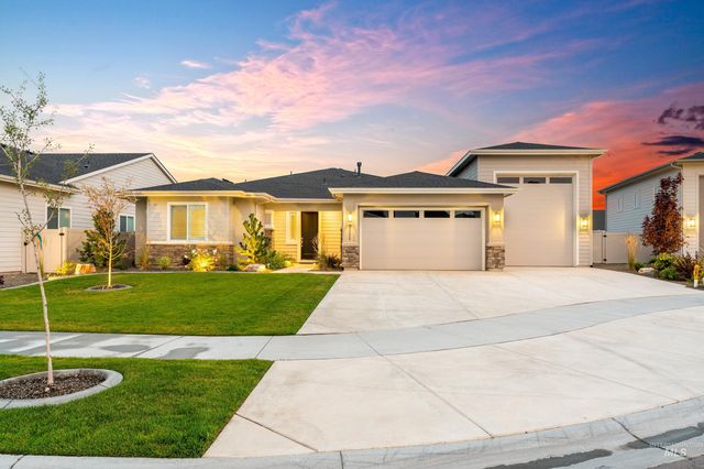 9111 W Patmore Ct, Star, ID 83669