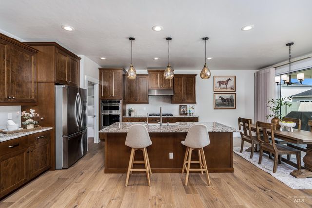 9111 W Patmore Ct, Star, ID 83669