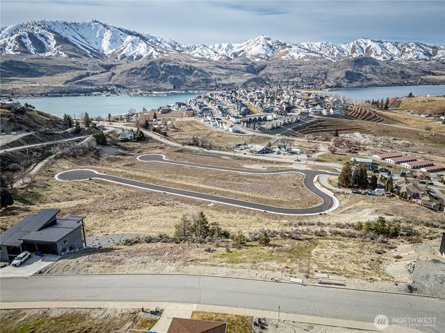 124 Hillcrest Place, Chelan, WA 98816