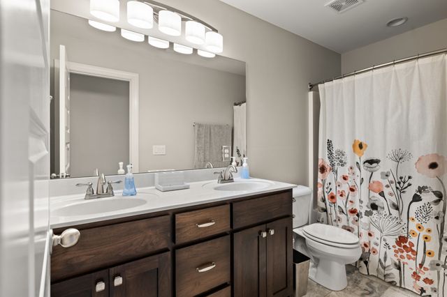324 Dutchfalls Cv, Hermitage, TN 37076
