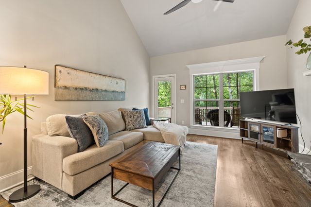 324 Dutchfalls Cv, Hermitage, TN 37076