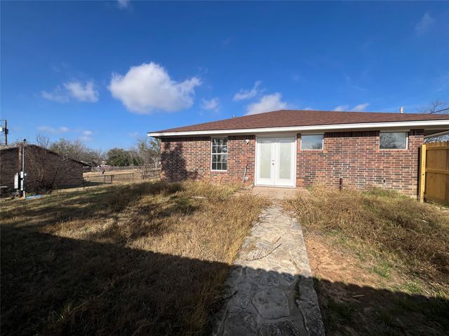 610 N Pecan A Street, Hico, TX 76457