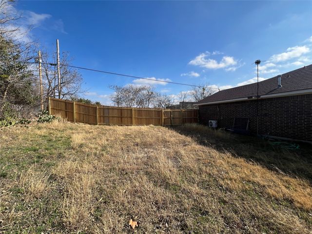 610 N Pecan A Street, Hico, TX 76457