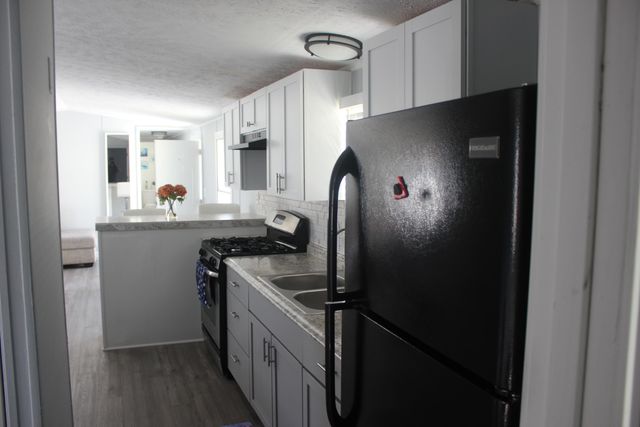 27 Inca Drive Sw, Byron Twp, MI 49548