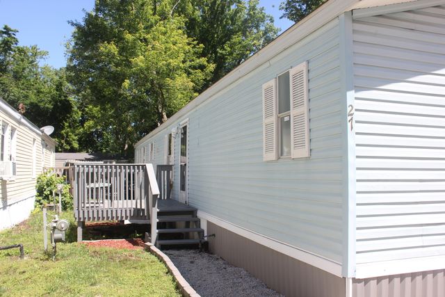 27 Inca Drive Sw, Byron Twp, MI 49548