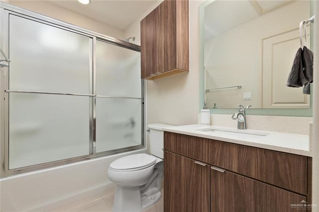 1408 Deer Hills 3, Edinburg, TX 78541