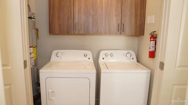 1408 Deer Hills 3, Edinburg, TX 78541