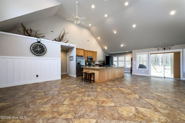 308 Wild Swan Lane, Minnesott Beach, NC 28510