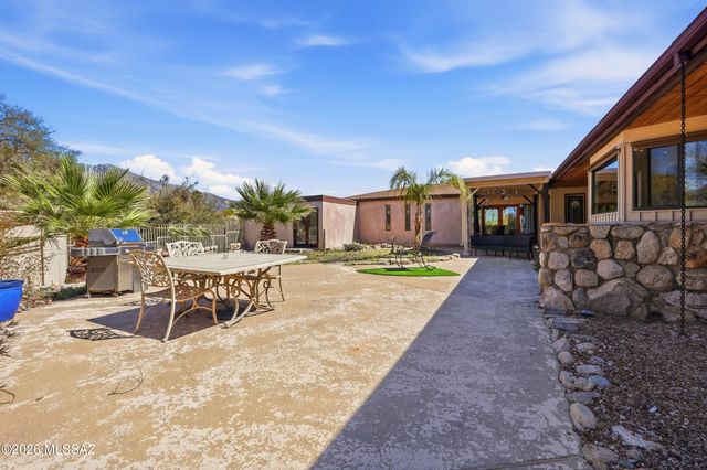 4701 E Camino La Brinca, Tucson, AZ 85718