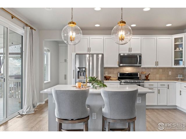 387 Seahorse Dr, Windsor, CO 80550