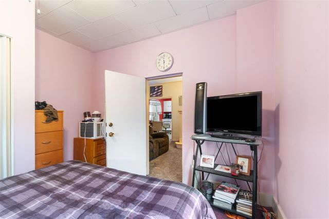 1012 Lansing Avenue, Jackson, MI 49202