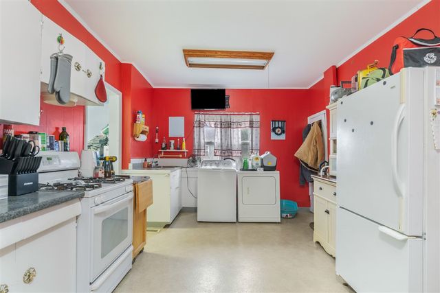 1012 Lansing Avenue, Jackson, MI 49202