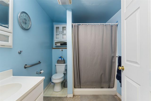 1012 Lansing Avenue, Jackson, MI 49202