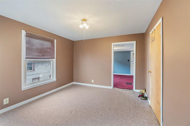 1012 Lansing Avenue, Jackson, MI 49202