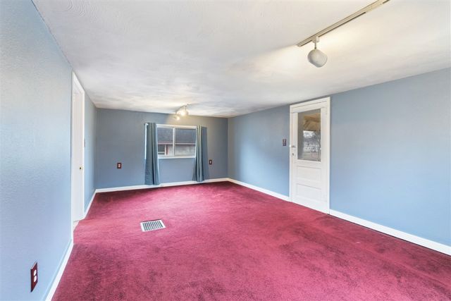 1012 Lansing Avenue, Jackson, MI 49202