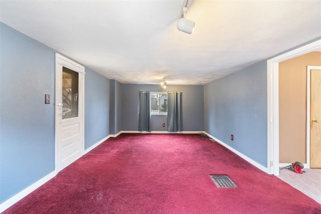 1012 Lansing Avenue, Jackson, MI 49202