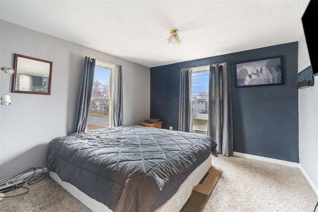 1012 Lansing Avenue, Jackson, MI 49202