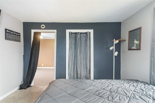 1012 Lansing Avenue, Jackson, MI 49202