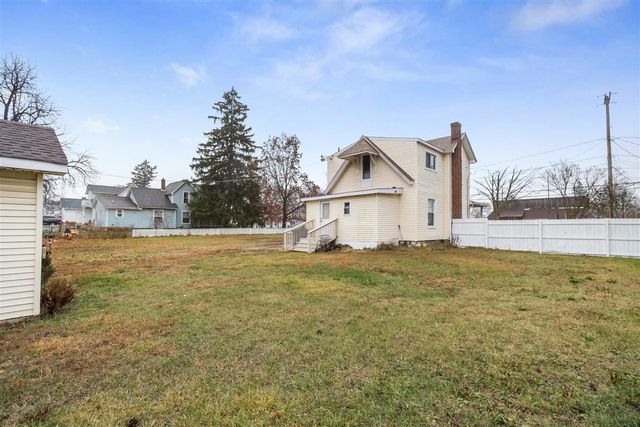 1012 Lansing Avenue, Jackson, MI 49202