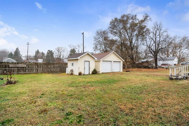 1012 Lansing Avenue, Jackson, MI 49202